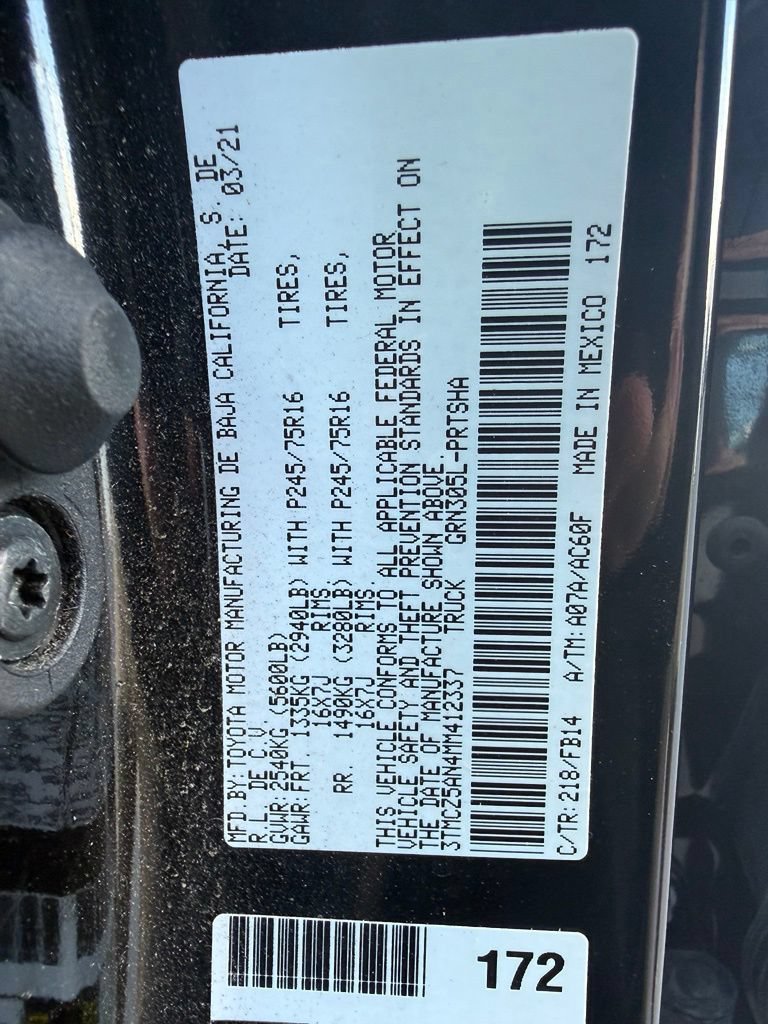 Used 2021 Toyota Tacoma SR AWD/4WD image 9