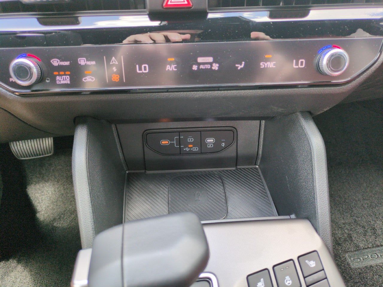 New 2026 Kia Sportage SX AWD/4WD image 22