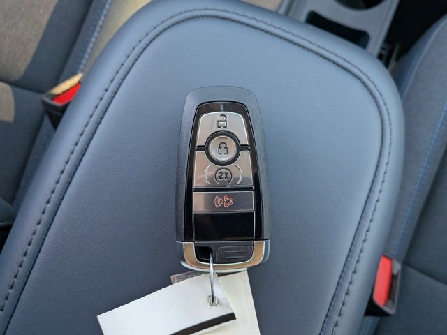 New 2025 Ford Maverick XLT w/ XLT Luxury Package image 32