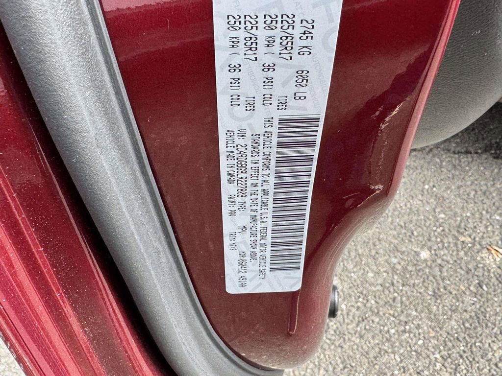 Used 2020 Dodge Grand Caravan SE image 18