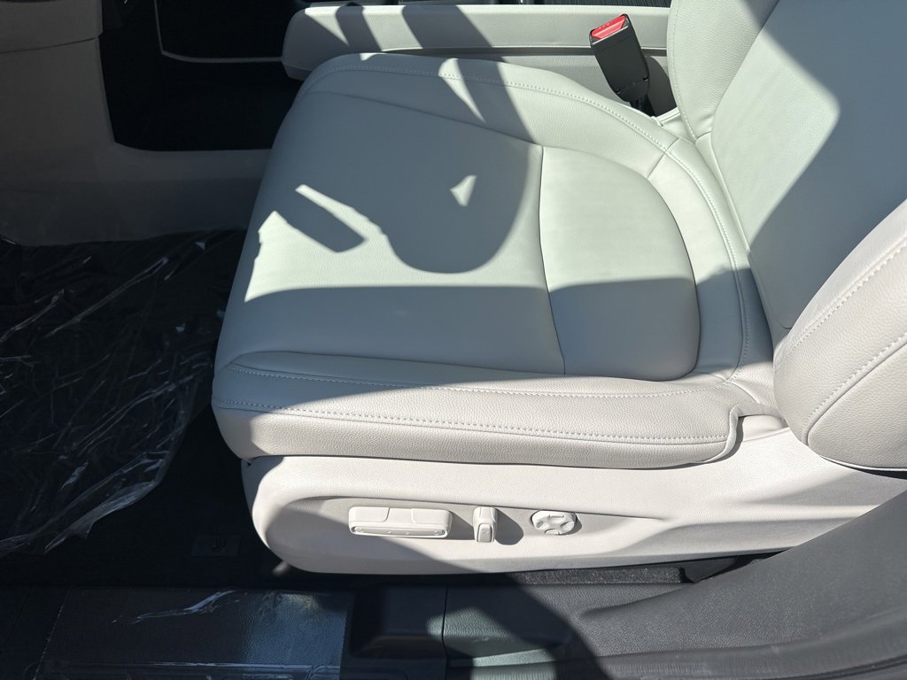 New 2026 Honda Odyssey EX-L image 7