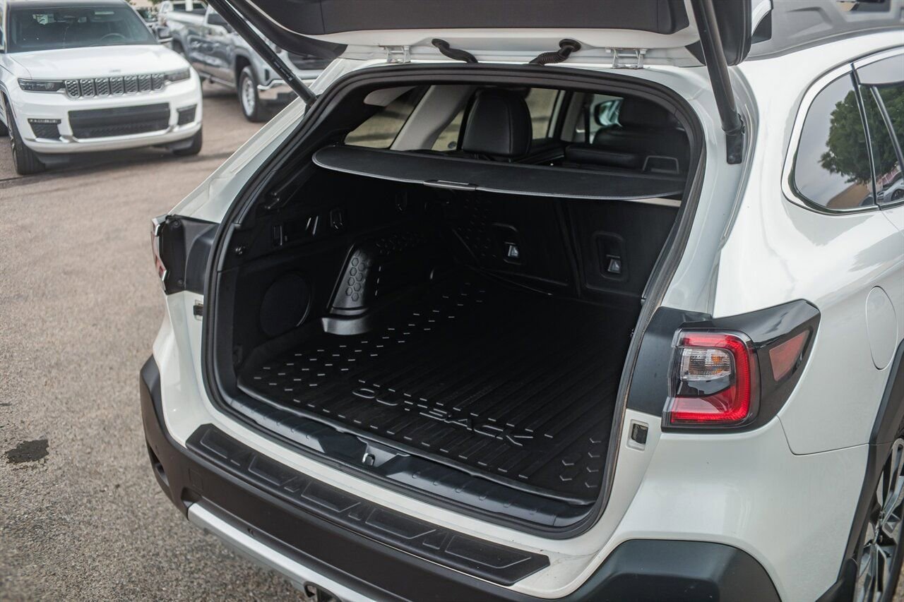 Used 2023 Subaru Outback Touring XT AWD/4WD image 43
