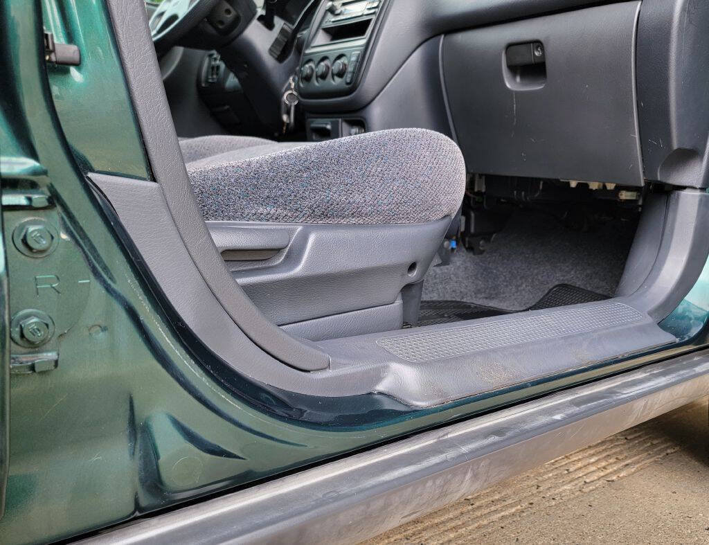 Used 2001 Honda CR-V EX image 35