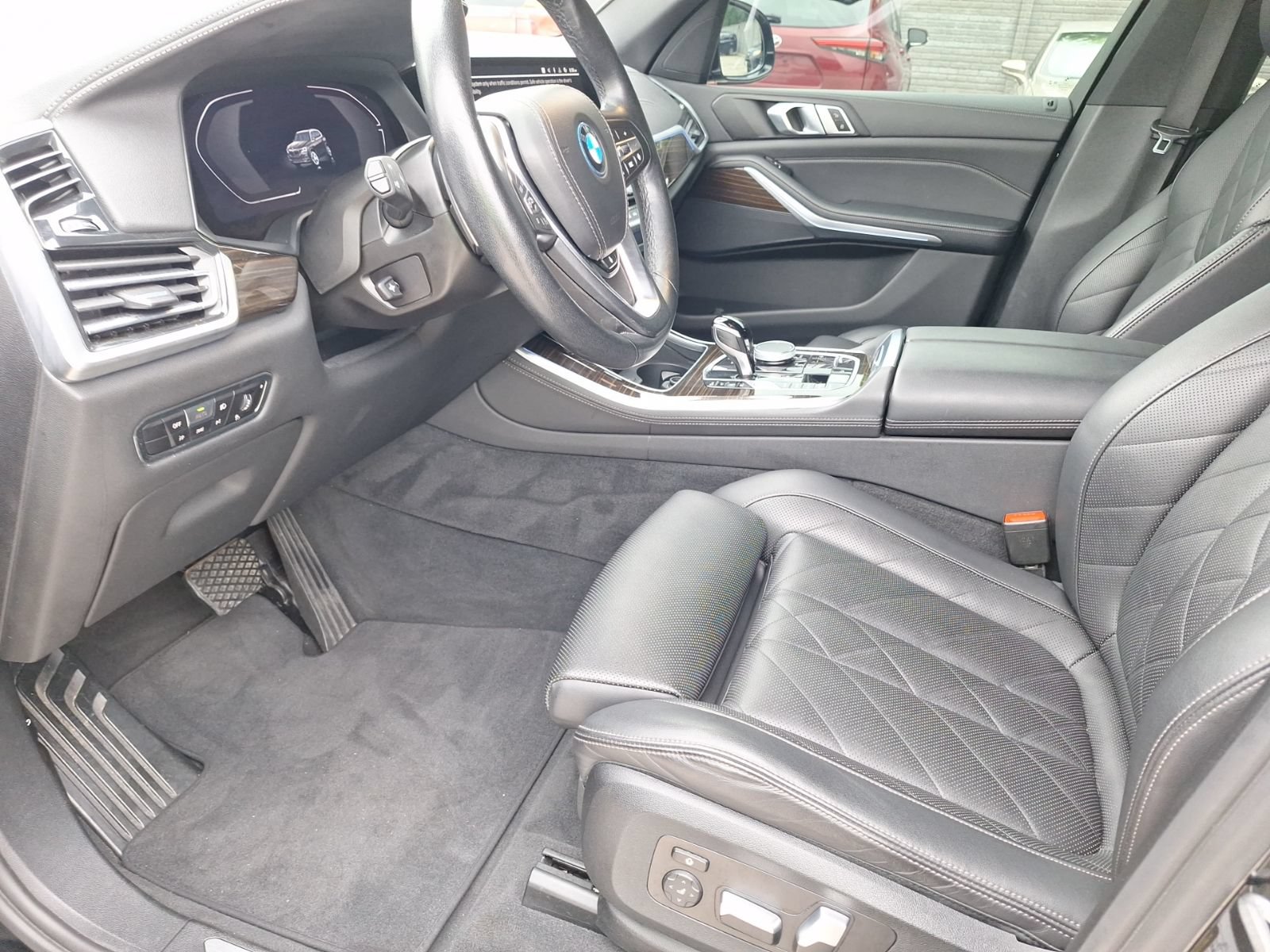 Used 2023 BMW X5 xDrive45e AWD/4WD image 16