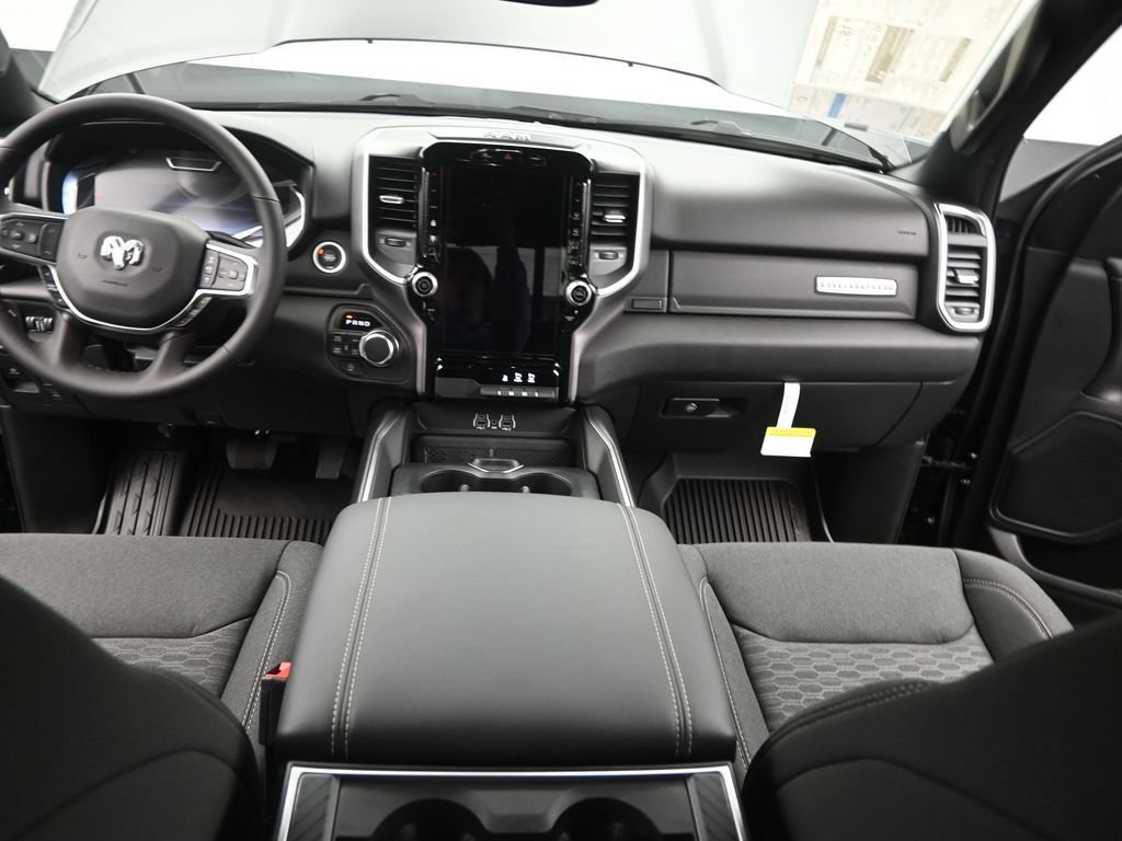 New 2026 RAM 1500 Big Horn AWD/4WD image 23
