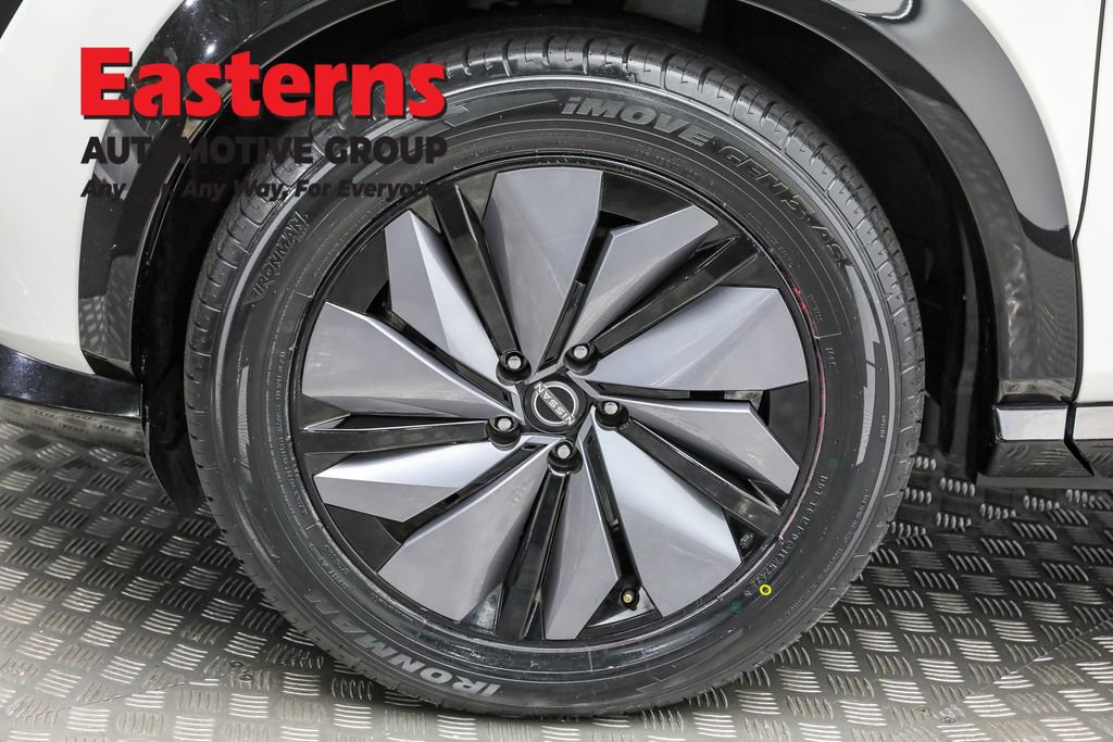 Used 2023 Nissan Ariya FWD image 32