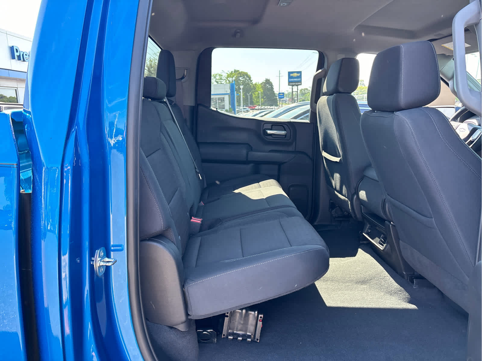 Certified 2023 Chevrolet Silverado 1500 Custom Trail Boss w/ LPO, Dark Essentials Package AWD/4WD image 23