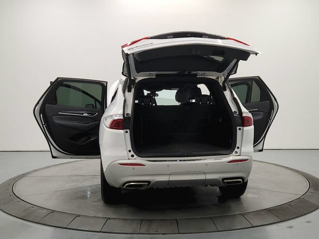 Used 2023 Buick Enclave Essence AWD/4WD image 15