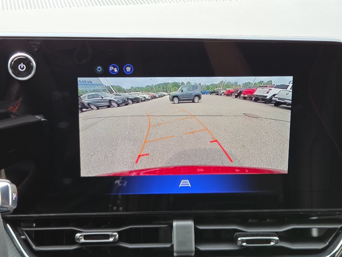 New 2027 Chevrolet Equinox RS FWD image 7