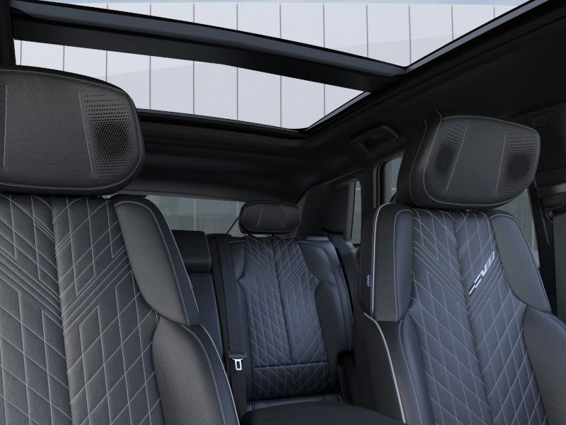 New 2026 Cadillac Lyriq V image 24