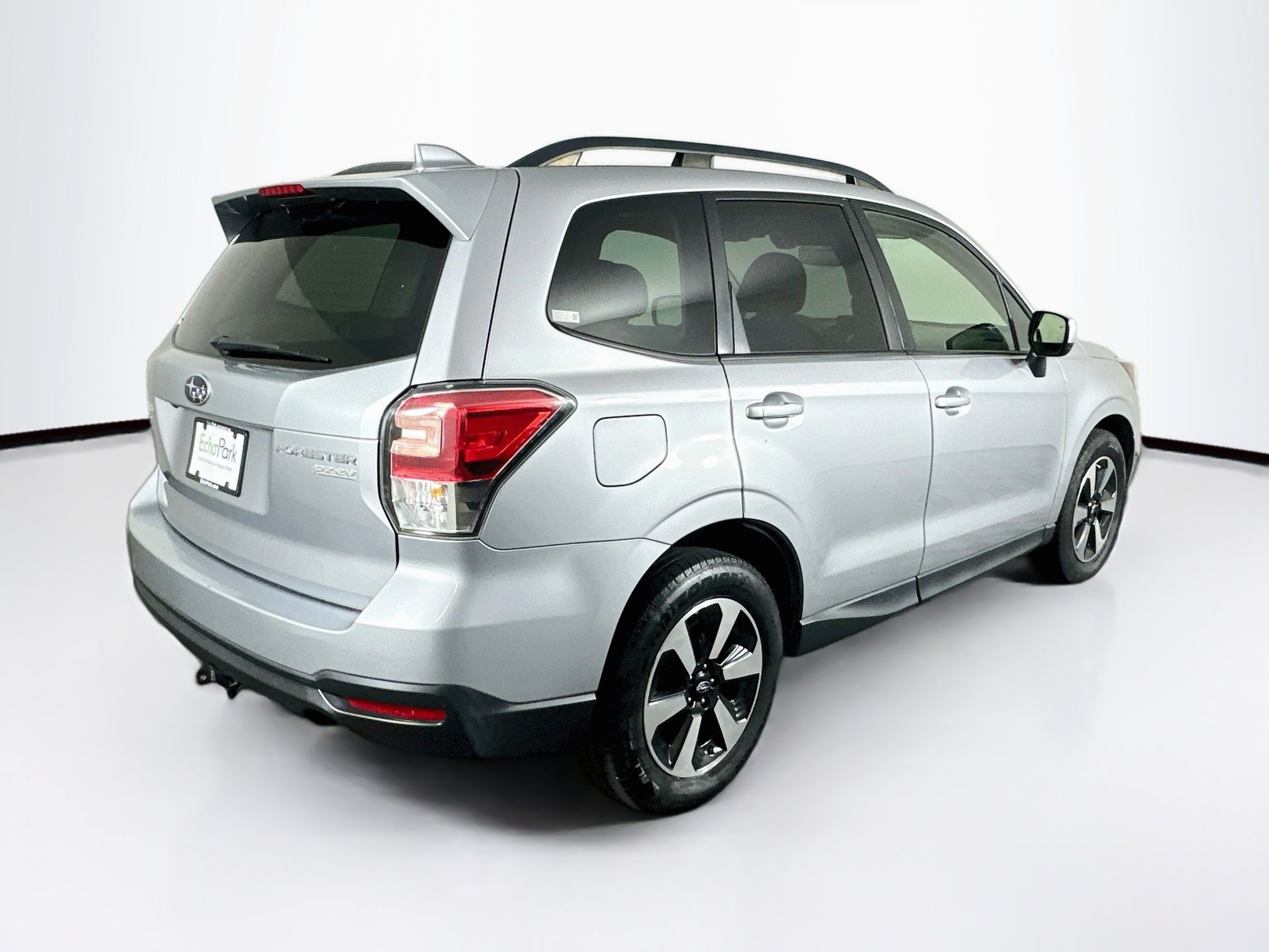 Used 2017 Subaru Forester 2.5i Premium AWD/4WD image 9