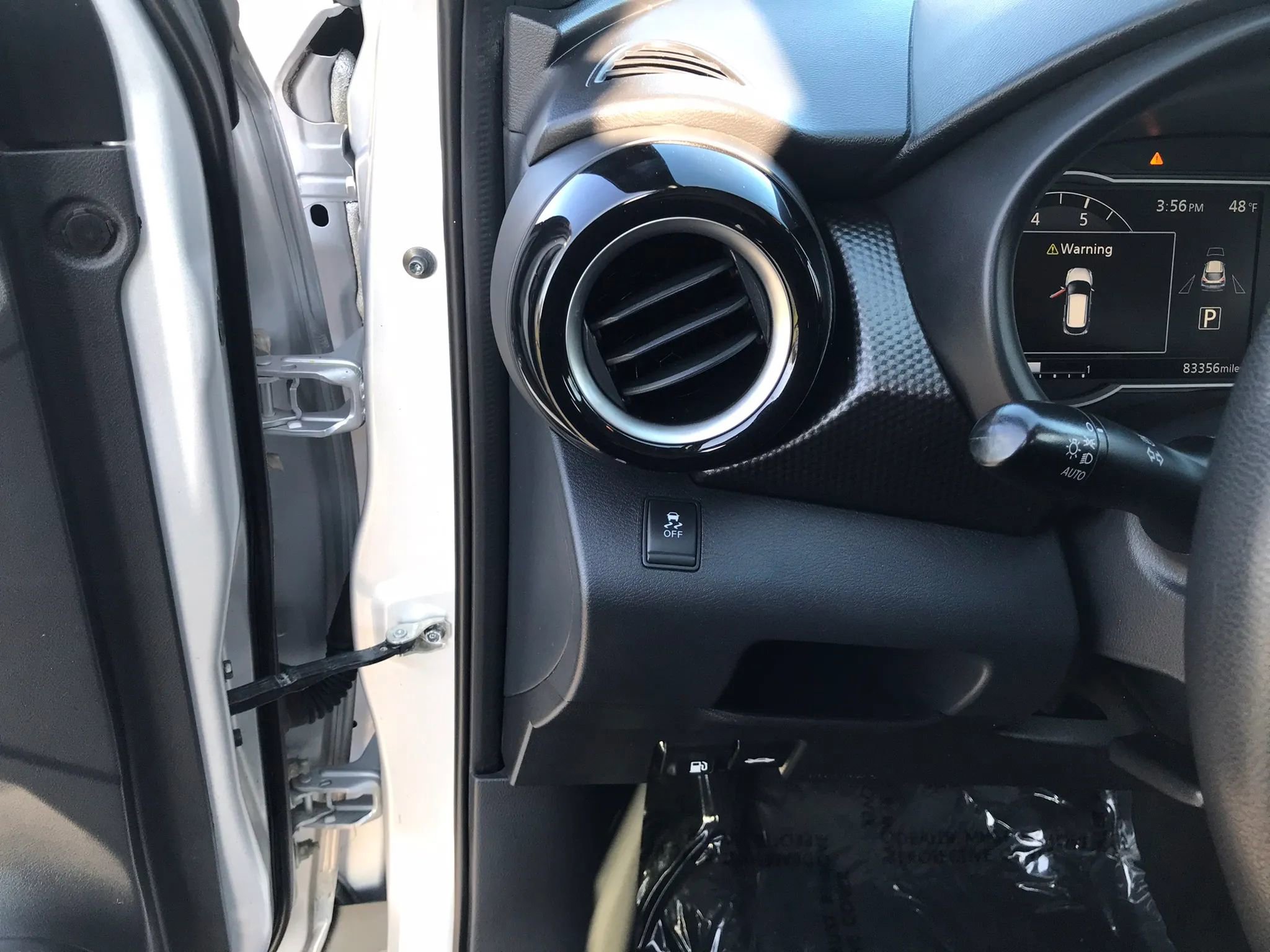 Used 2019 Nissan Kicks SV image 12