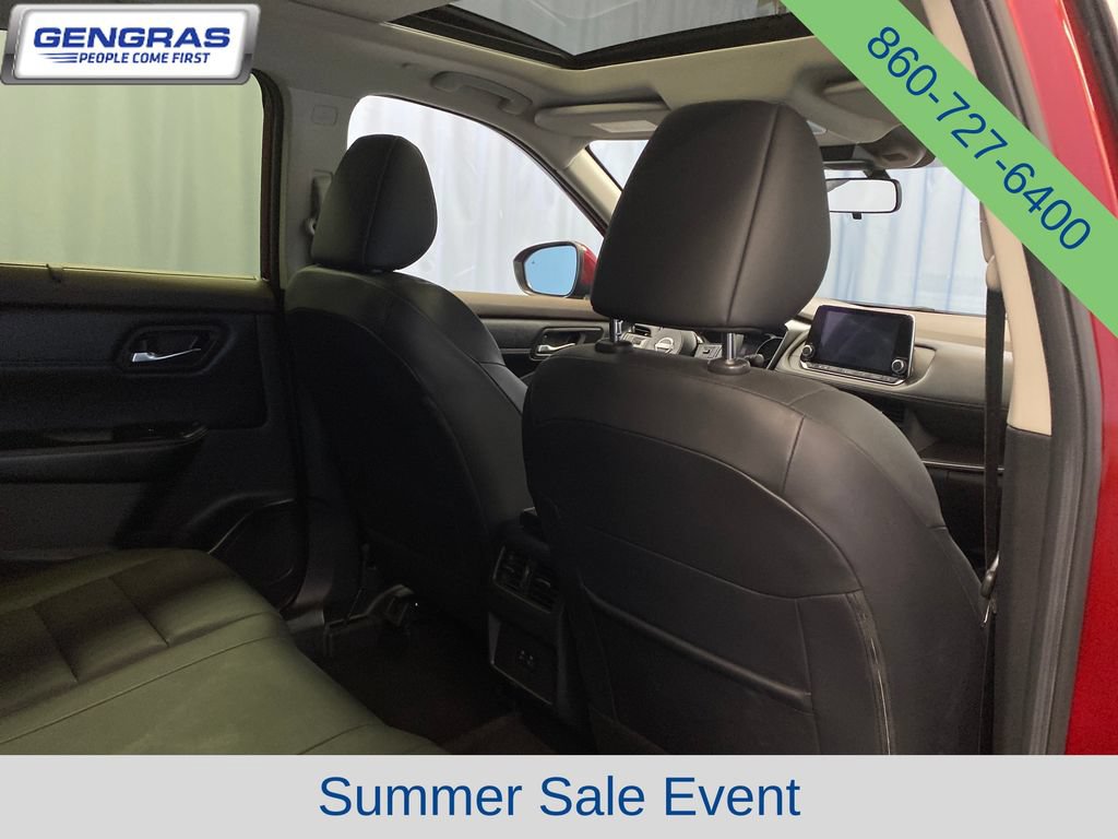 Used 2023 Nissan Rogue SV w/ SV Premium B Package AWD/4WD image 39