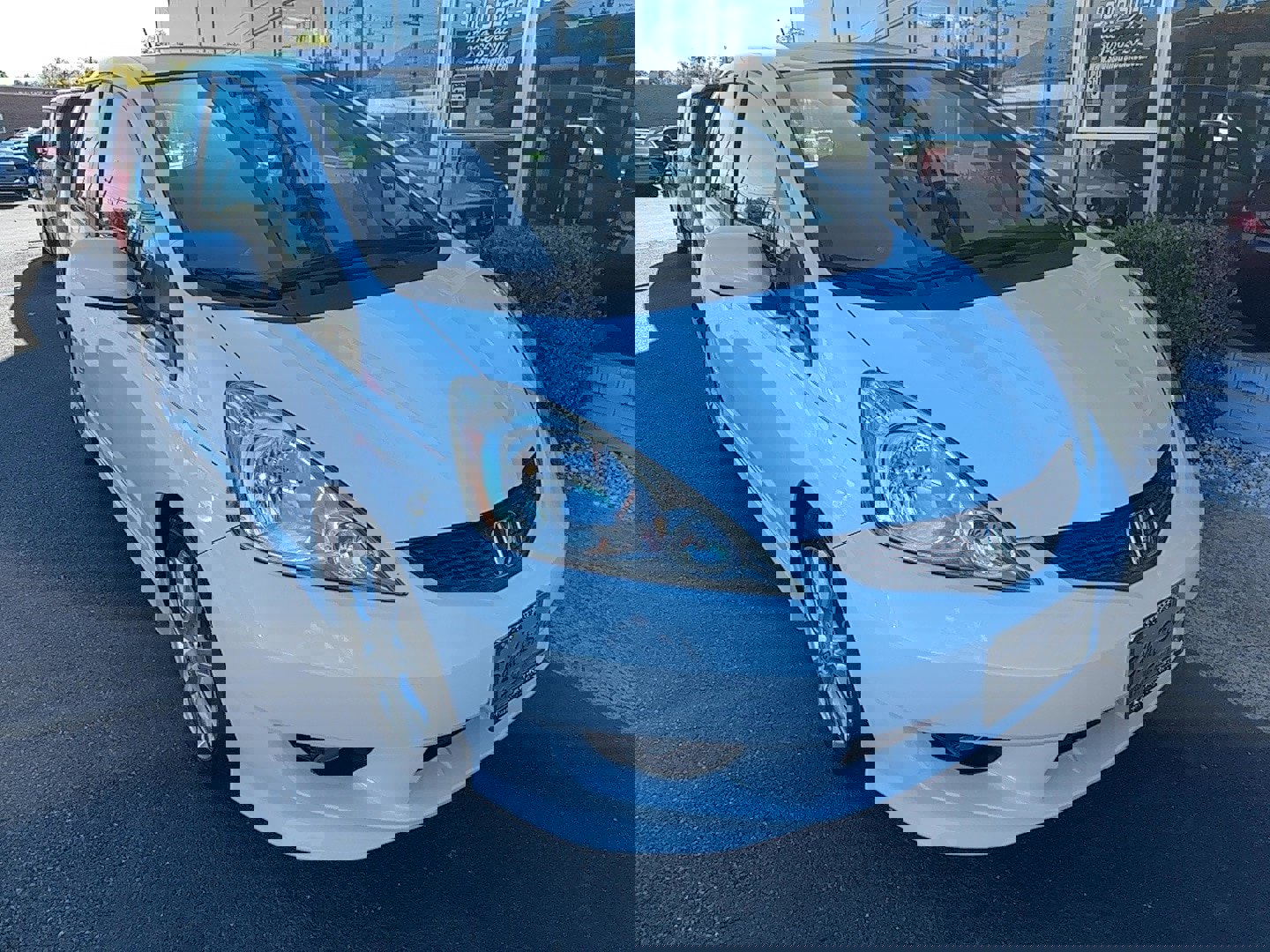 Used 2010 Honda Fit Sport image 2