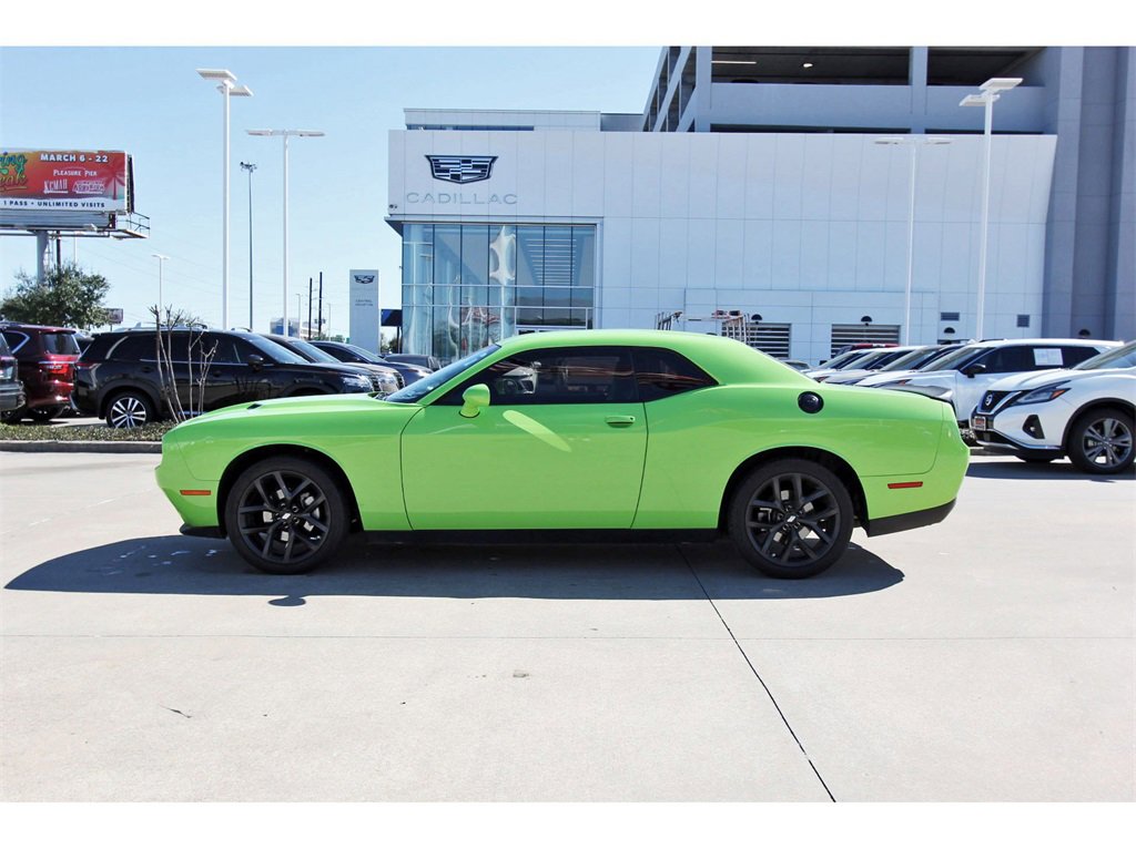 Used 2023 Dodge Challenger SXT w/ Blacktop Package image 3