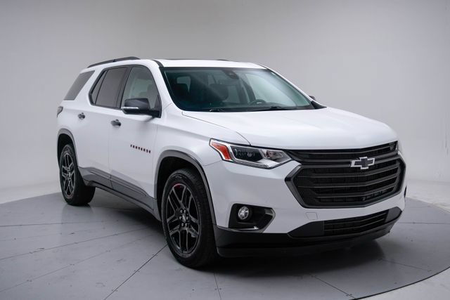 Used 2021 Chevrolet Traverse Premier w/ Redline Edition AWD/4WD image 9