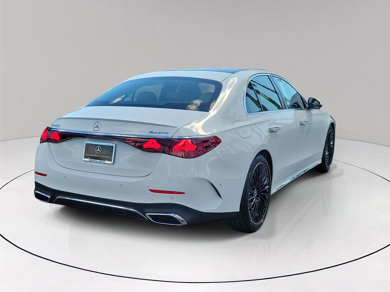 New 2026 Mercedes-Benz E 450 4MATIC Sedan image 6