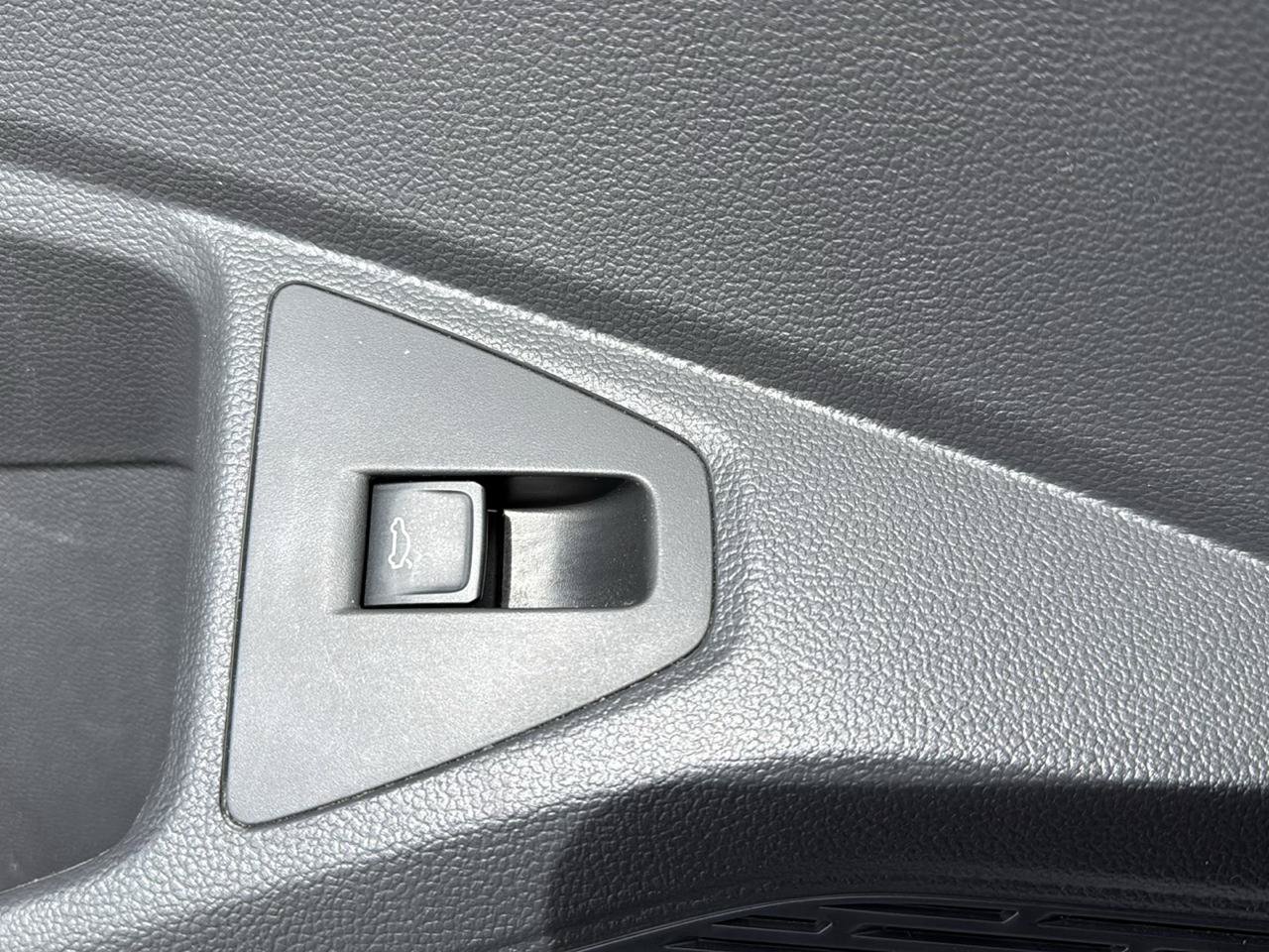 Used 2019 Volkswagen Jetta SE FWD image 43