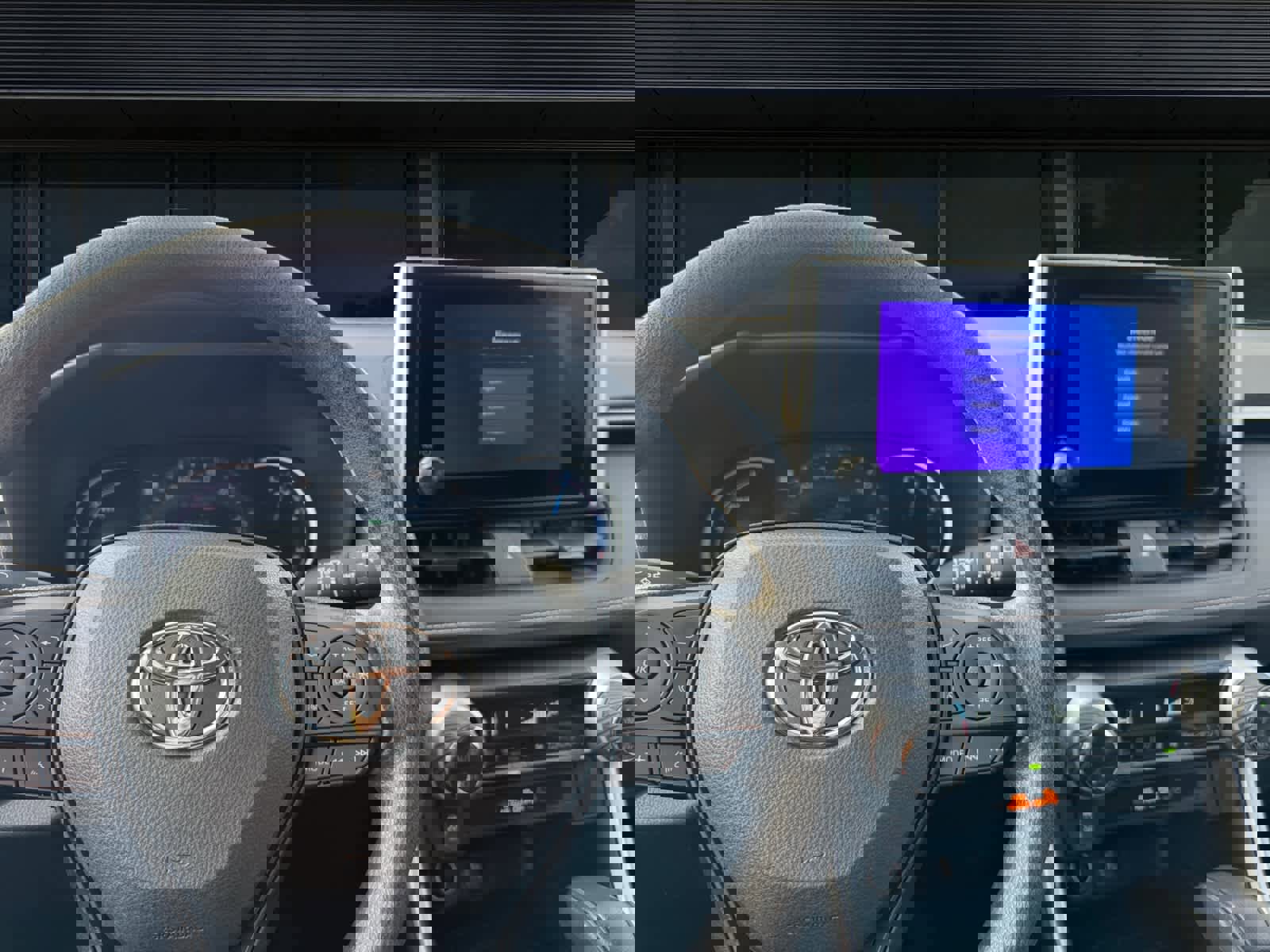 Used 2024 Toyota RAV4 XLE image 3