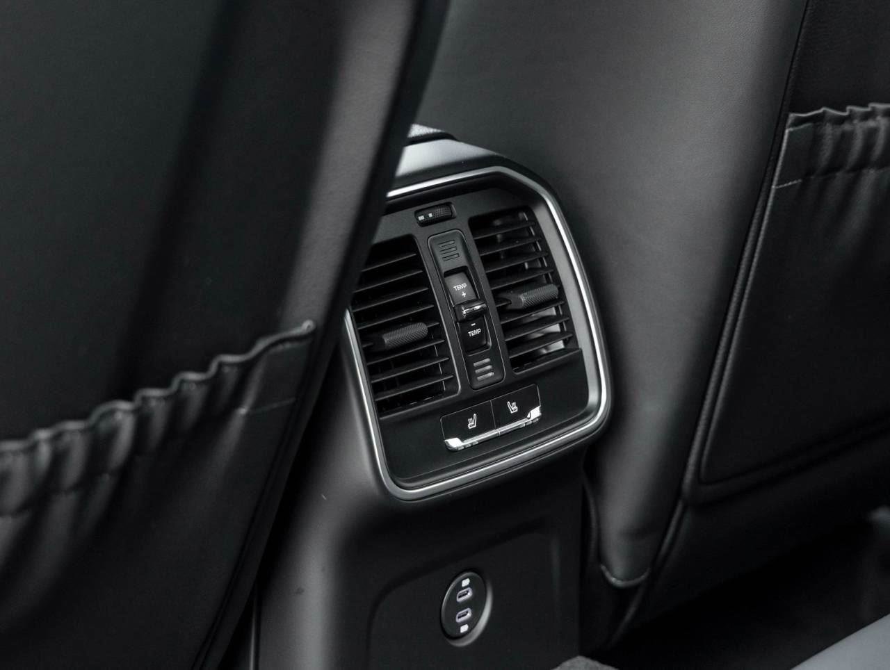 New 2026 Porsche Macan image 83