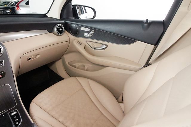 Used 2022 Mercedes-Benz GLC 300 4MATIC image 8