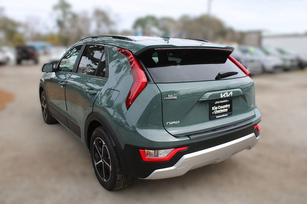 Certified 2024 Kia Niro EX image 12