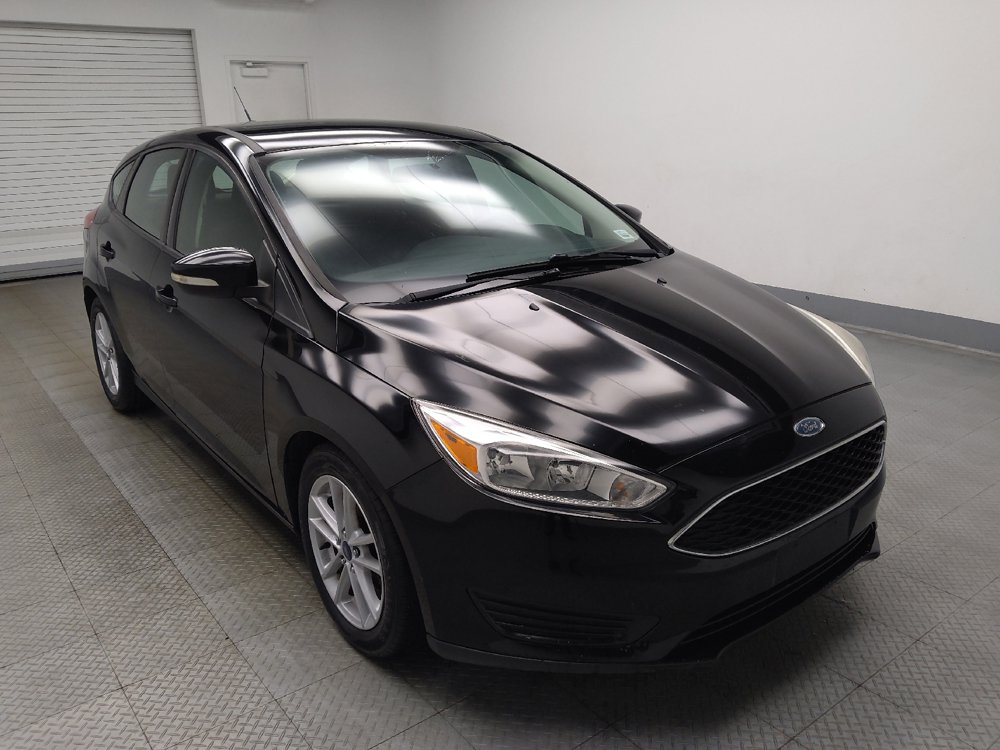 Used 2018 Ford Focus SE w/ Cold Weather Package FWD image 13