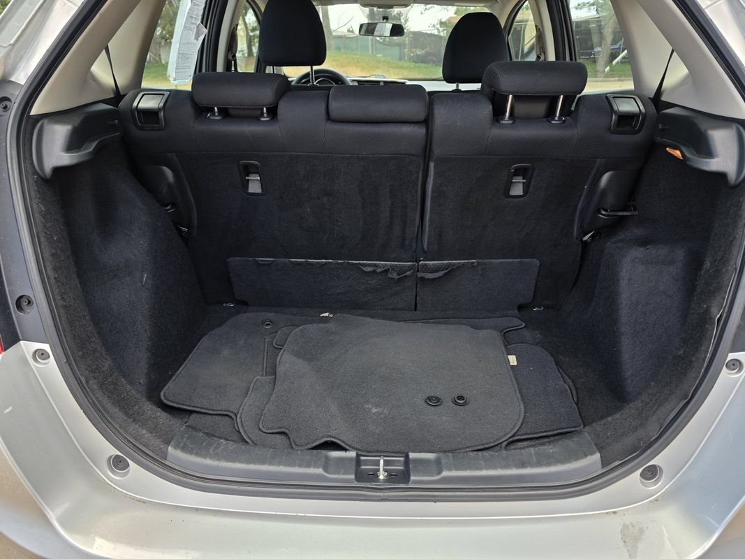 Used 2015 Honda Fit EX image 19