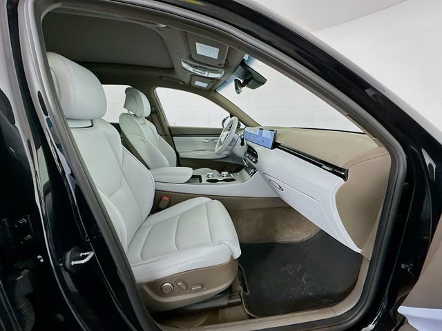 Certified 2026 Genesis GV70 2.5T Advanced image 30