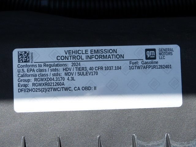 Used 2024 GMC Savana 2500 w/ Driver Convenience Package RWD image 39