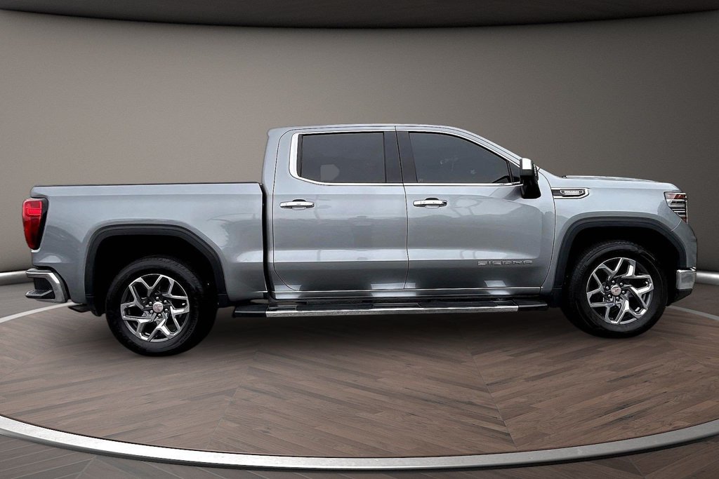 Used 2023 GMC Sierra 1500 SLT w/ SLT Premium Plus Package RWD image 9