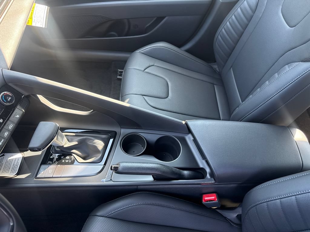 New 2026 Hyundai Elantra SEL Sport FWD image 25