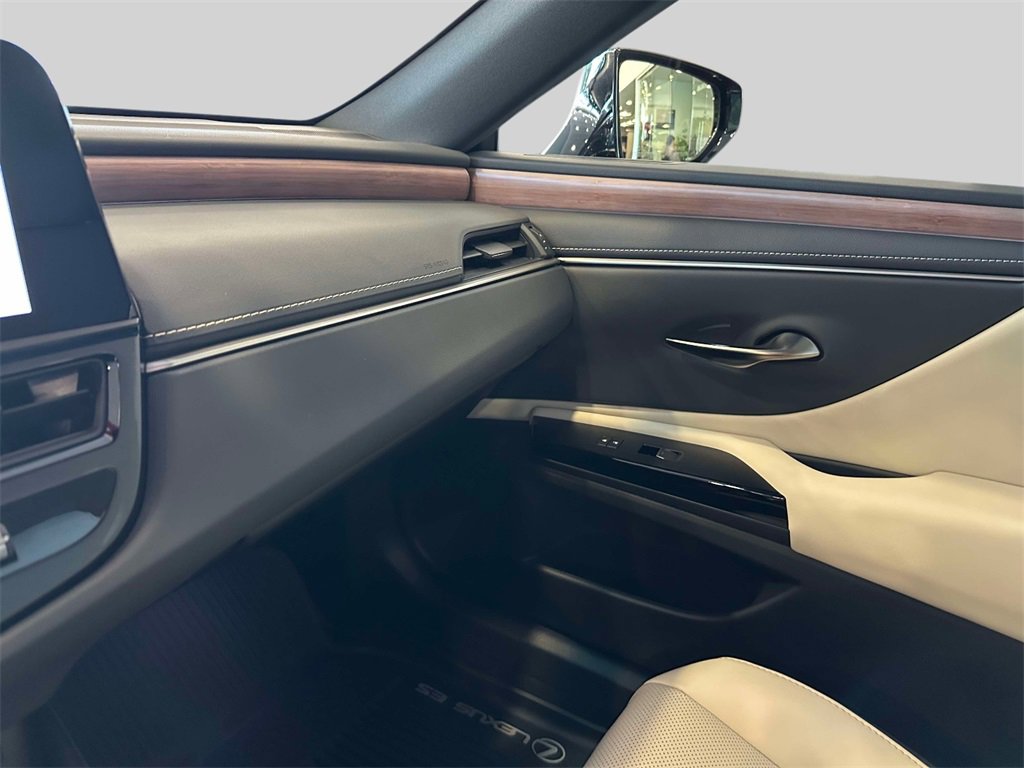 New 2025 Lexus ES 350 350 image 26