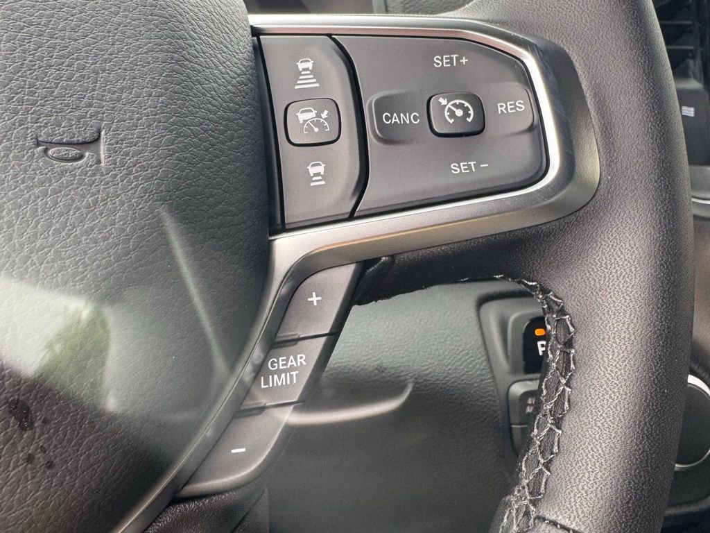 New 2026 RAM 1500 4x4 Crew Cab image 19