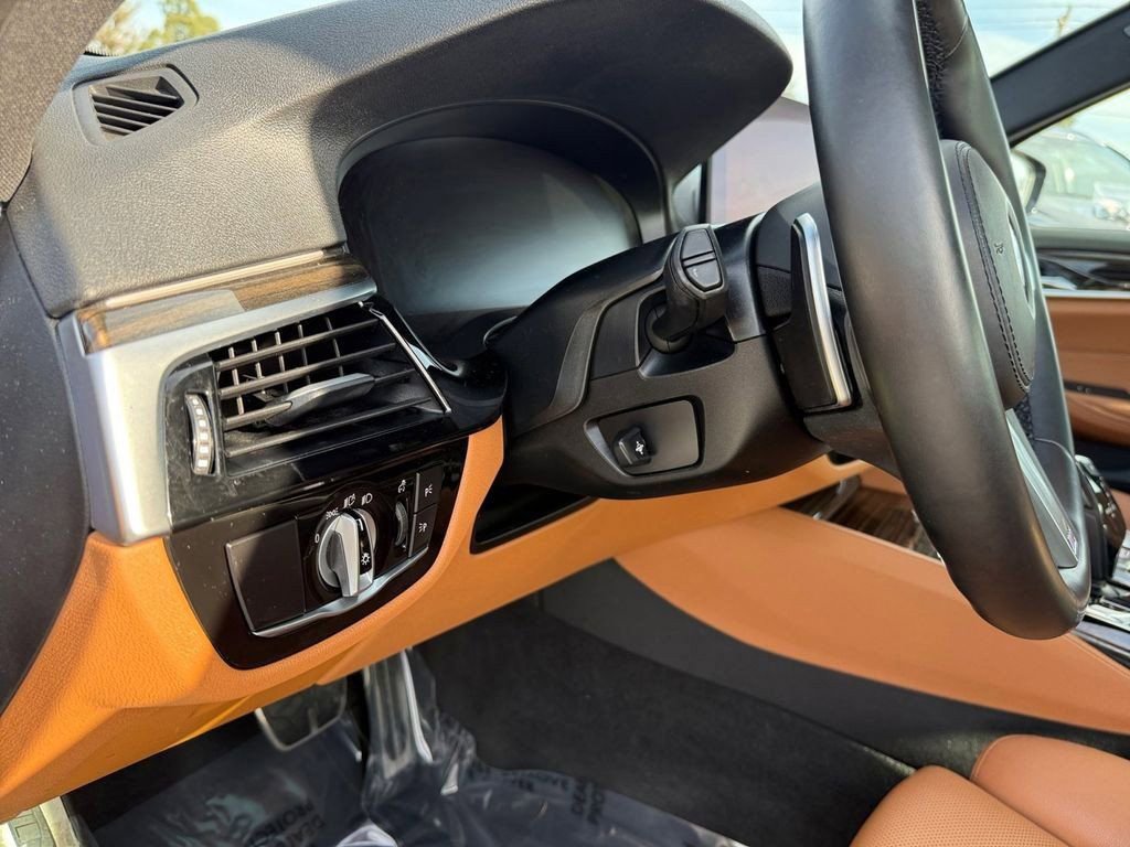 Used 2023 BMW 530i w/ M Sport Package image 16