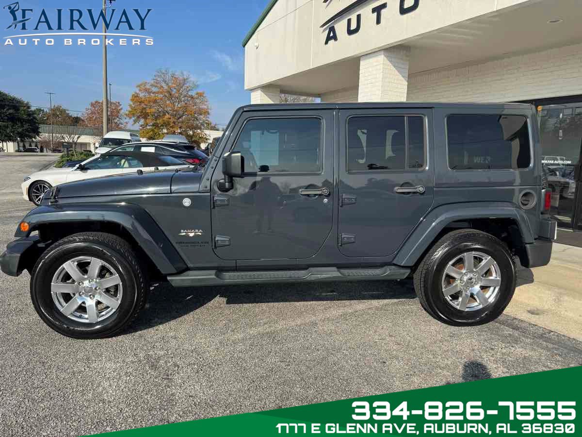 Used 2016 Jeep Wrangler Unlimited Sahara w/ Max Tow Package image 9