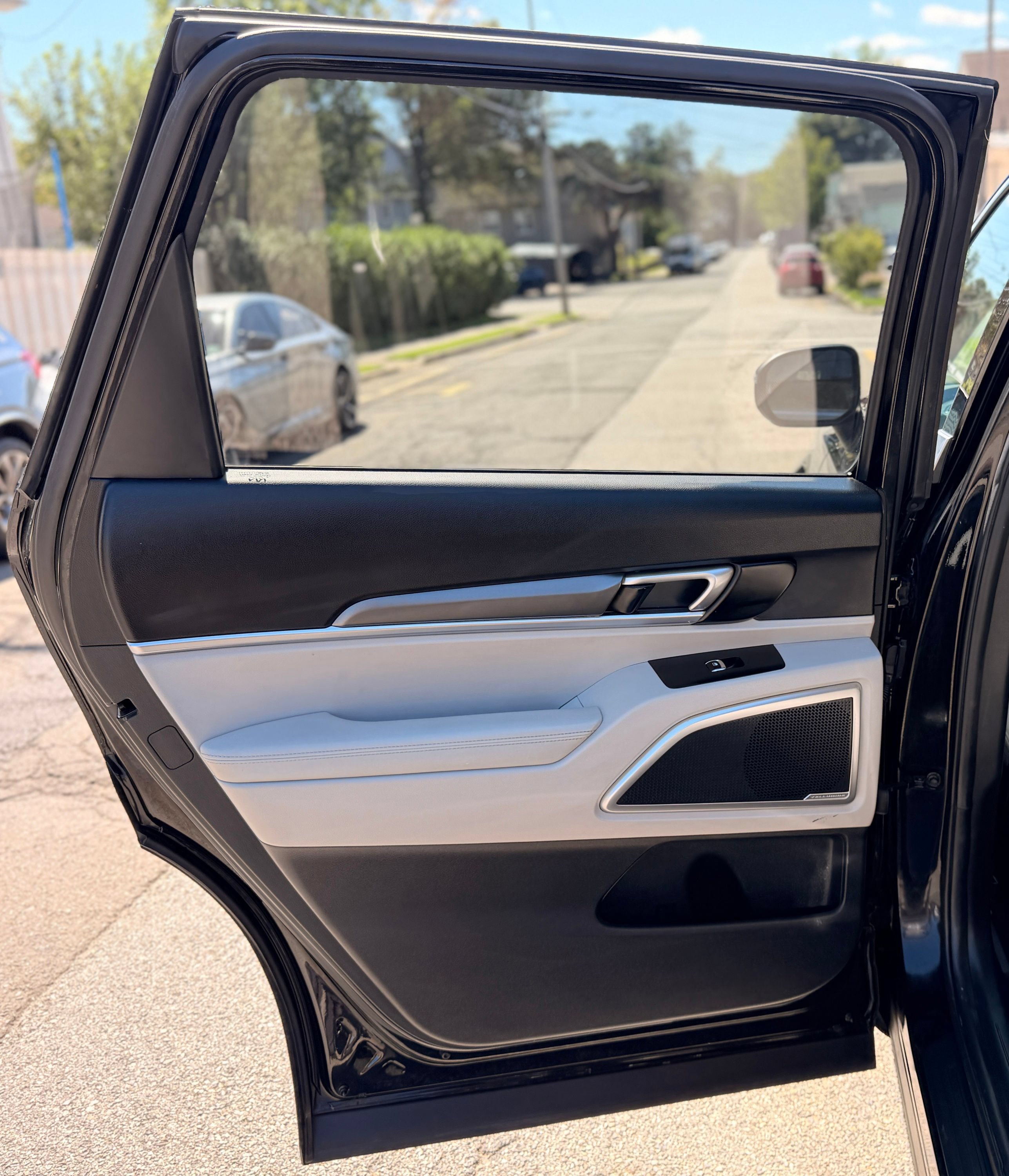 Used 2022 Kia Telluride S AWD/4WD image 16