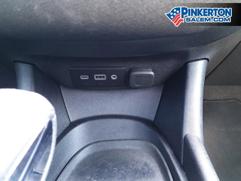 Used 2022 Chevrolet Malibu LS image 26