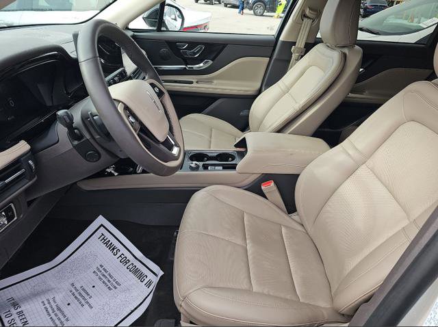 Used 2024 Lincoln Corsair AWD w/ Equipment Group 101A image 2