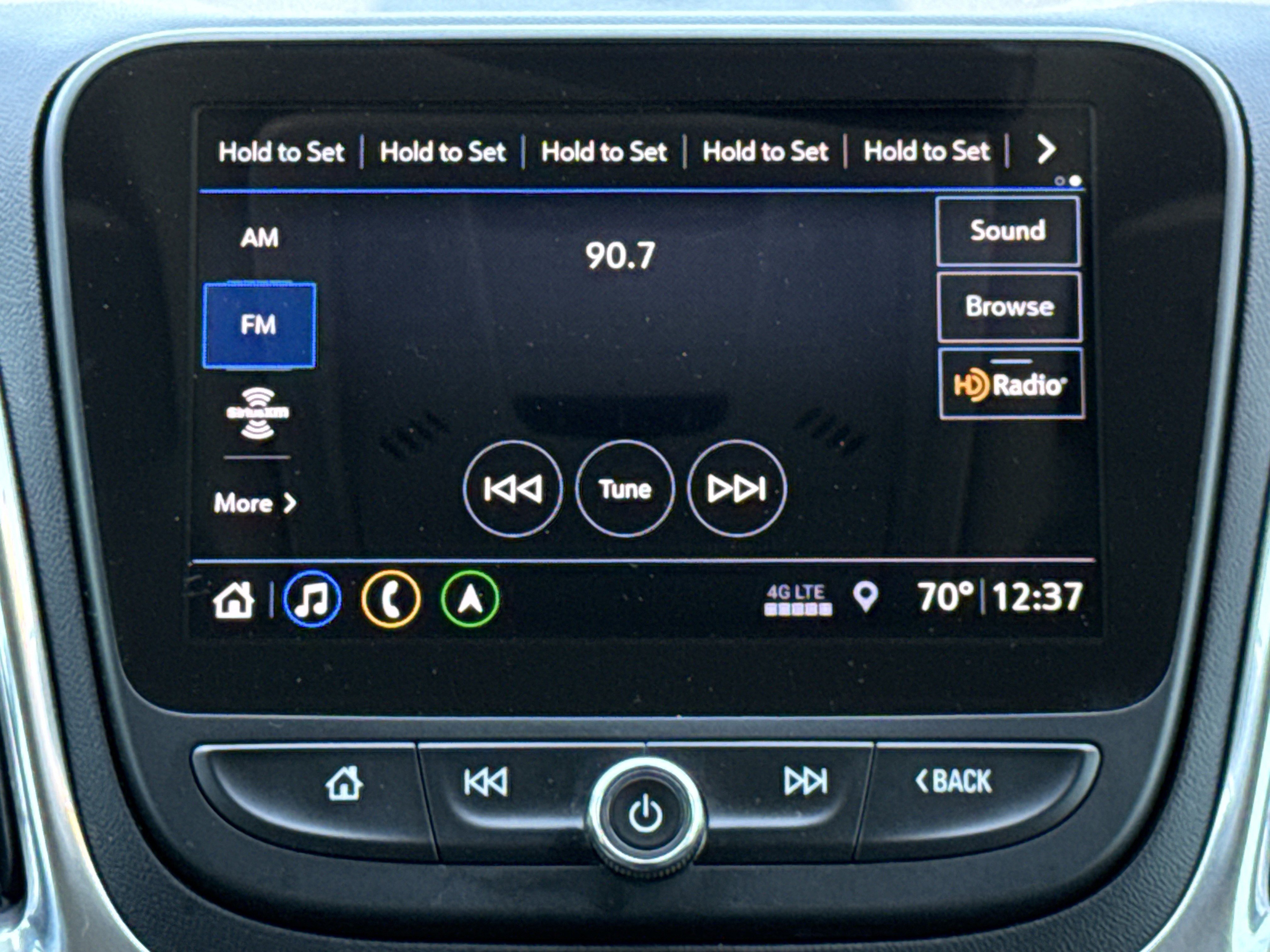 Used 2020 Chevrolet Equinox Premier FWD image 23