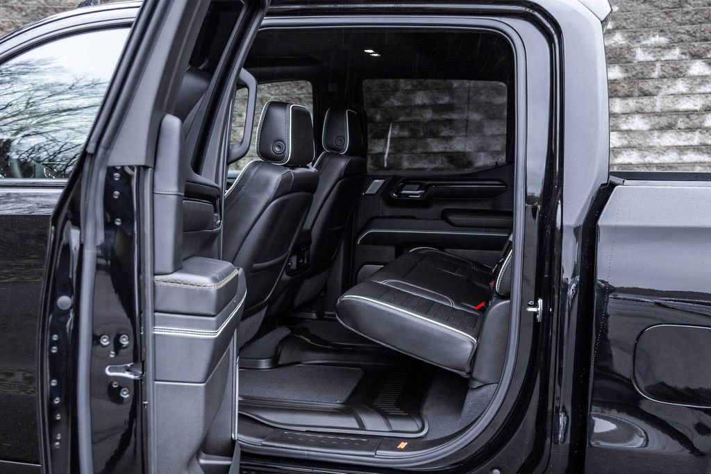 Used 2025 GMC Sierra 1500 AT4X image 21