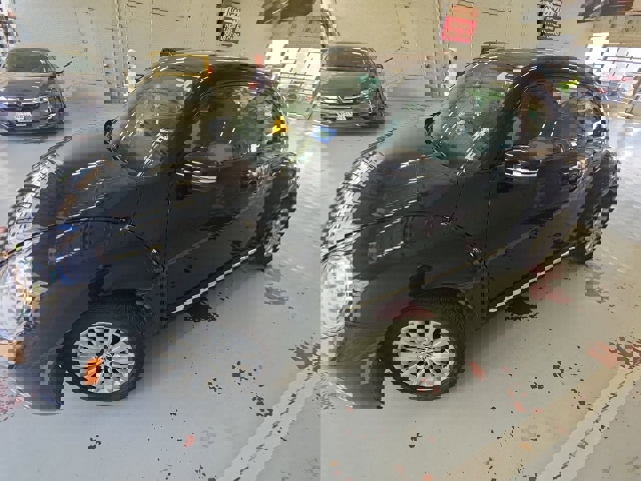 Used 2019 Volkswagen Beetle 2.0T S image 1