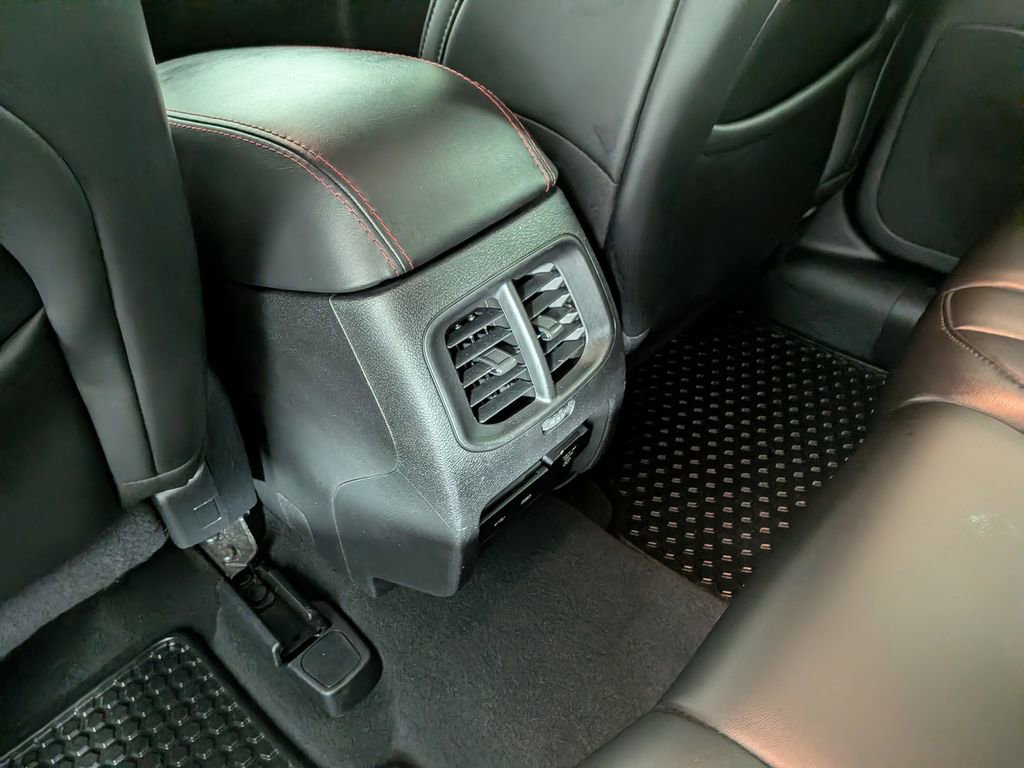 Used 2020 Jeep Cherokee Trailhawk w/ Cold Weather Group image 34