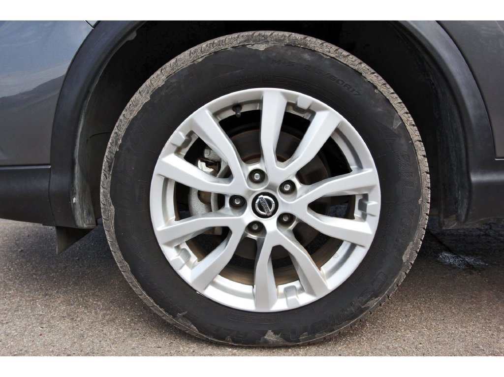 Used 2021 Nissan Rogue Sport S FWD image 33