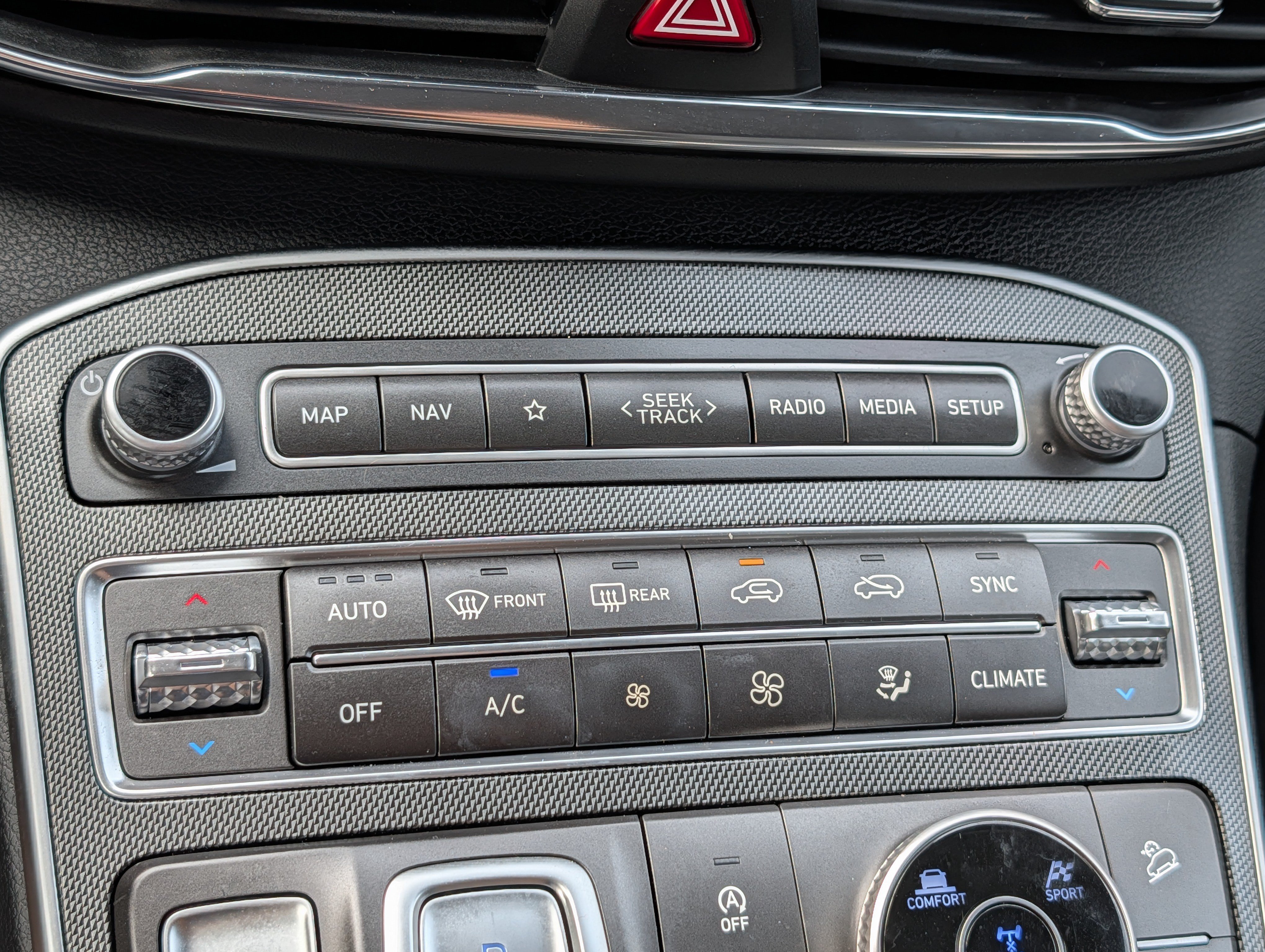 Certified 2023 Hyundai Santa Fe SEL AWD/4WD image 23