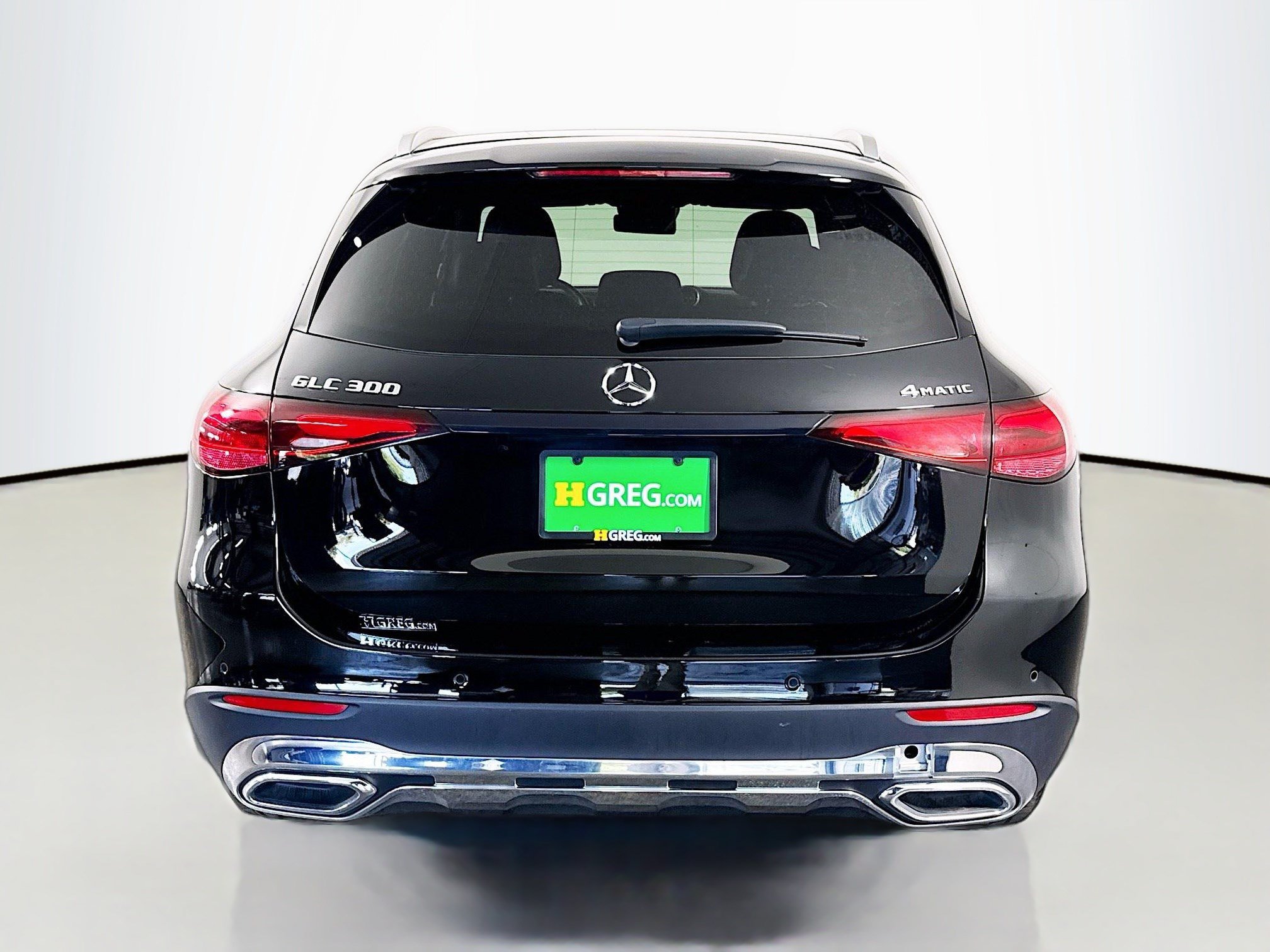 Used 2024 Mercedes-Benz GLC 300 4MATIC image 8