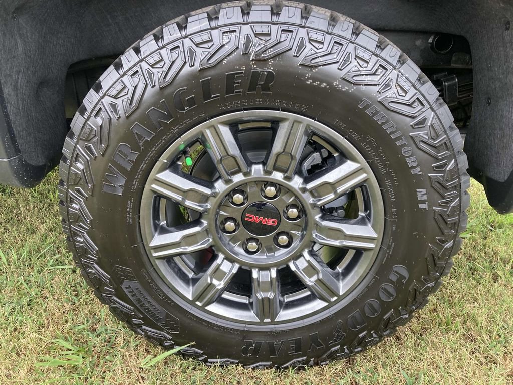 New 2025 GMC Sierra 1500 AT4X image 10
