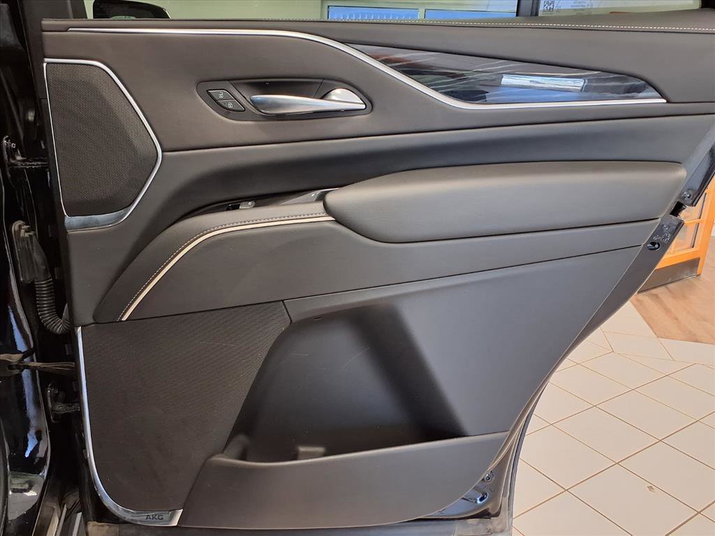 Used 2023 Cadillac Escalade Sport image 13