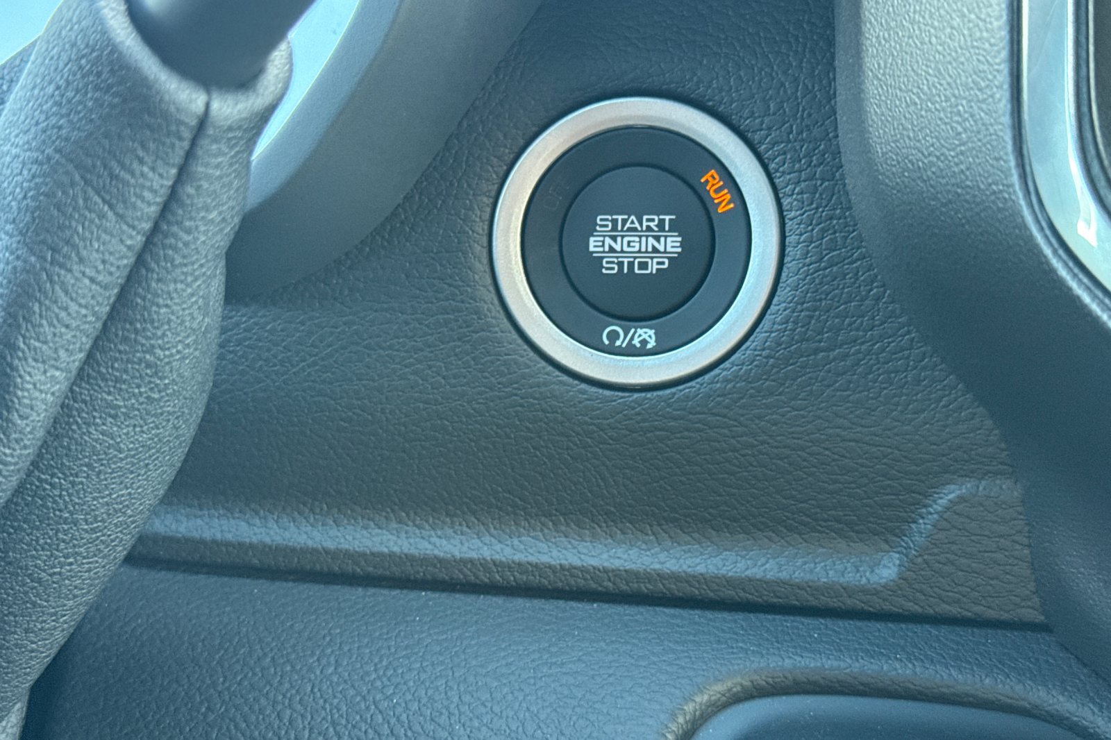 New 2027 RAM 3500 Laramie AWD/4WD image 21