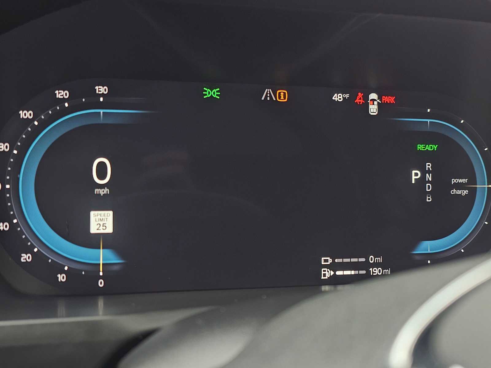 Certified 2025 Volvo XC90 T8 Plus w/ Protection Package Premier image 30